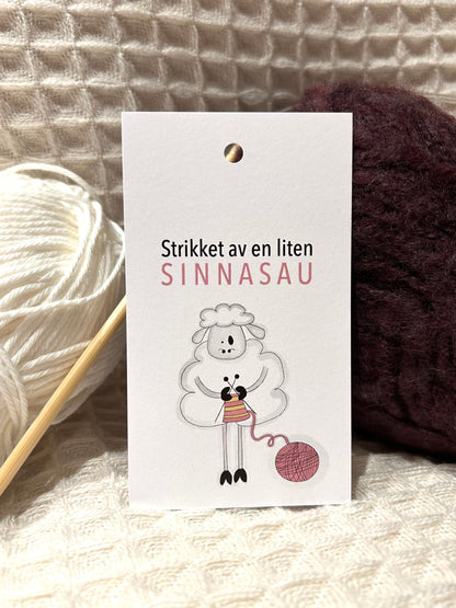 Strikket av en liten sinnasau